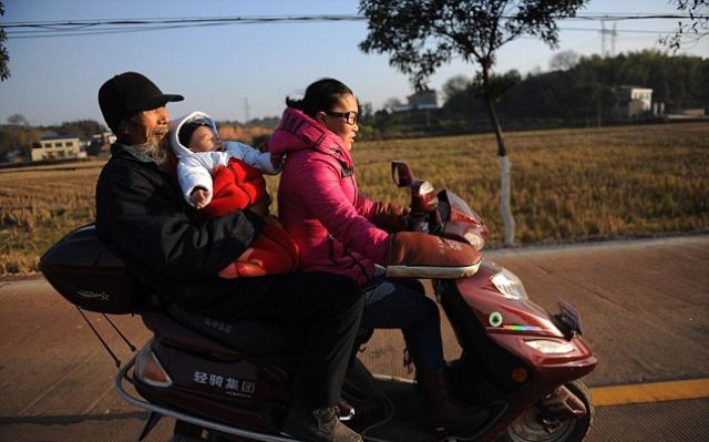 Elderly Chinese Man’s Unlikely Life