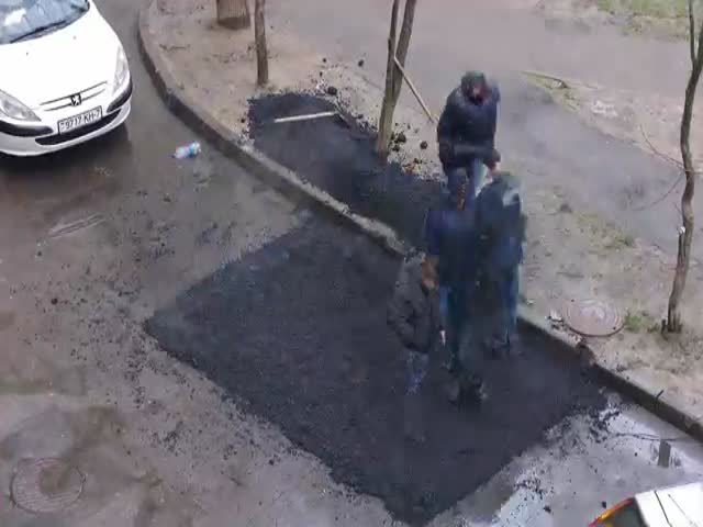 How They Fix Roads in Belarus 