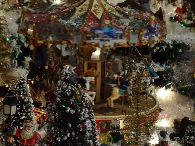 An Impressive Little Town That’s in the Full Christmas Spirit An Impressive Little Town That’s in the Full Christmas Spirit