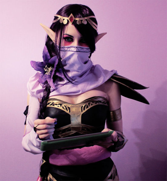 Gaming Characters Come to Life in Hot Cosplay