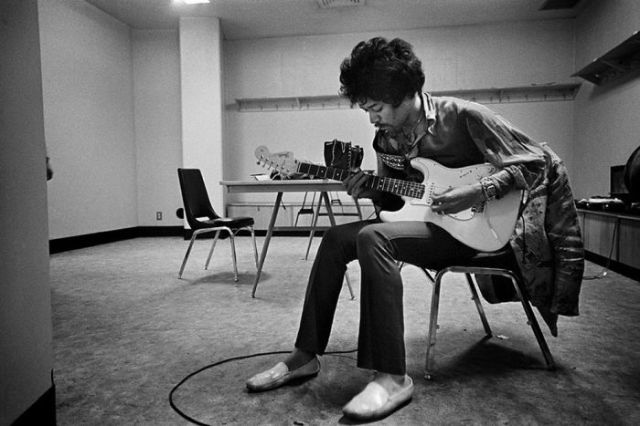 Candid Photos of Some of the World’s Legendary Musicians