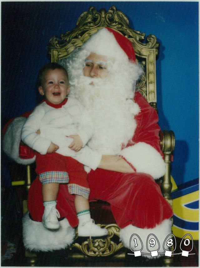 A Sweet Santa Photo Tradition That Spans 34 Years