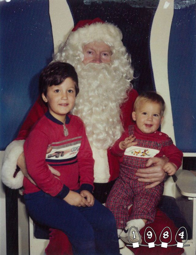 A Sweet Santa Photo Tradition That Spans 34 Years
