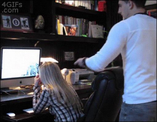 Hilarious Gifs That Will Make You Chuckle Gifs Izismile Com