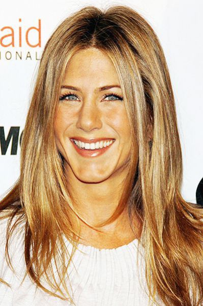 Jennifer Aniston Through the Ages and Still Looking Hot