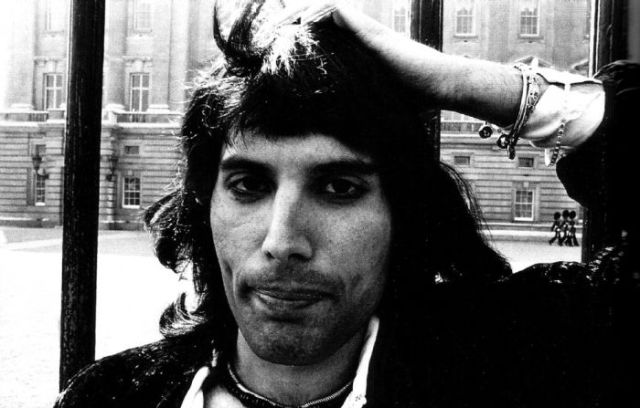 Great Photos of Legendary Freddie Mercury