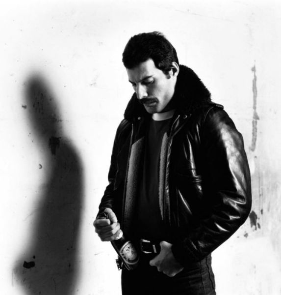 Great Photos of Legendary Freddie Mercury