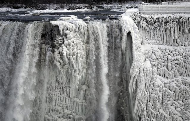 Niagara Falls Has Frozen Over Due to Lowest Recorded Temperatures