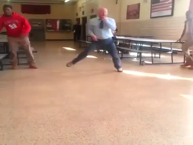 A Cool School Teacher Breaks Out His Dancing Skills 