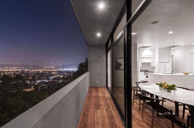 Awesome Cliffside House in LA