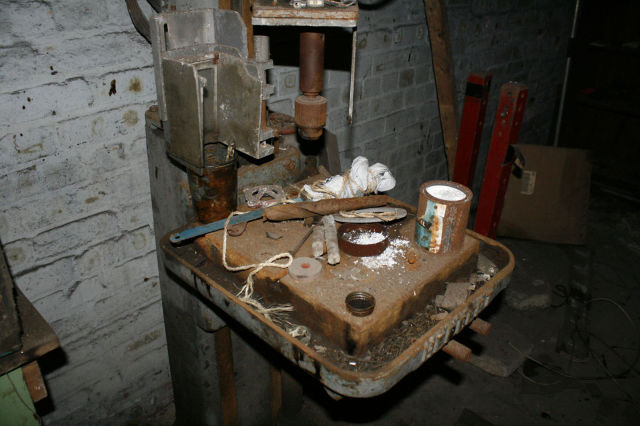 Strange Discoveries Found Inside an Abandoned Building