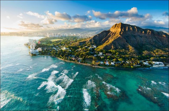 A Scenic Aerial View of the Hawaiian Islands (34 pics) - Izismile.com