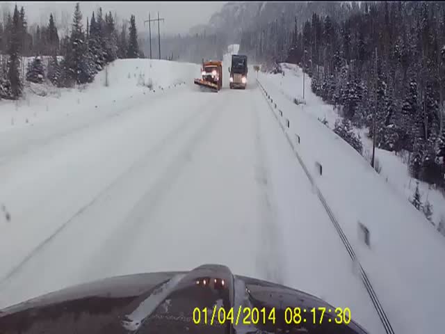 This Male Truck Driver Needs a New Pair of Pants!  (VIDEO)
