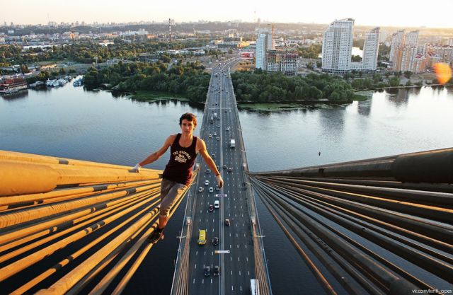 Extreme Photos Taken at Breathtaking Heights