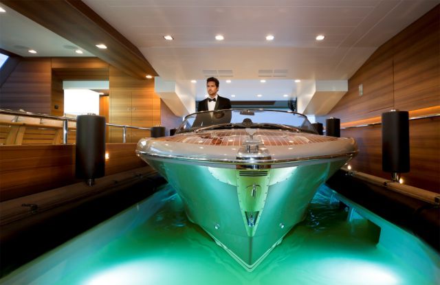 Awesome Luxury Yacht