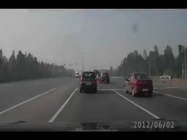 Police Dash Cam Compilation  (VIDEO)