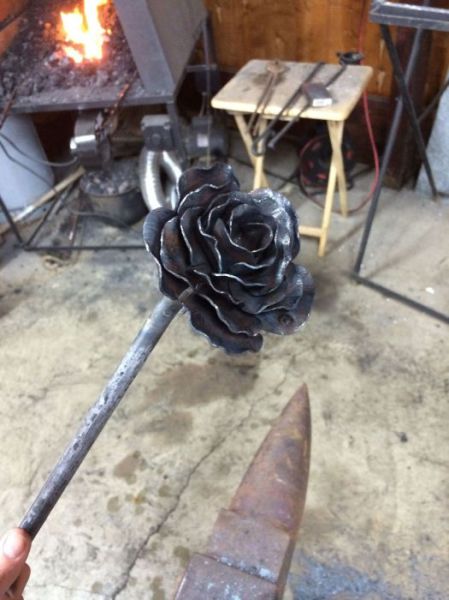 A Romantic Handmade Steel Rose