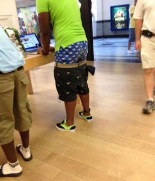 Pull Your Pants Up Man (54 pics)