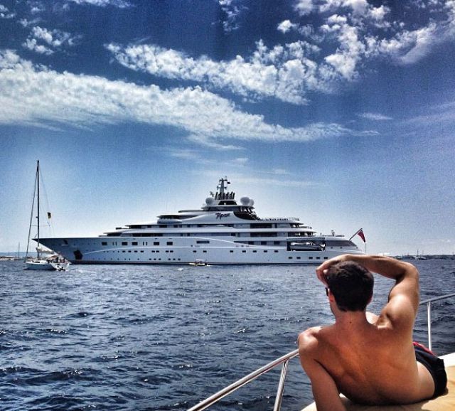 Spoiled Rich Kids Can’t Help Boasting on Instagram