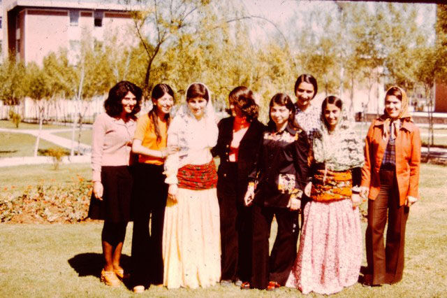 A Look At Life In Iran During The ‘60s And ‘70s 31 Pics