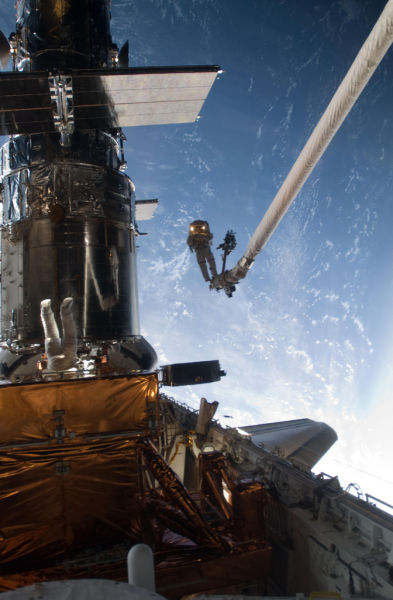 NASA’s Incredible Photo Tribute to “Gravity”