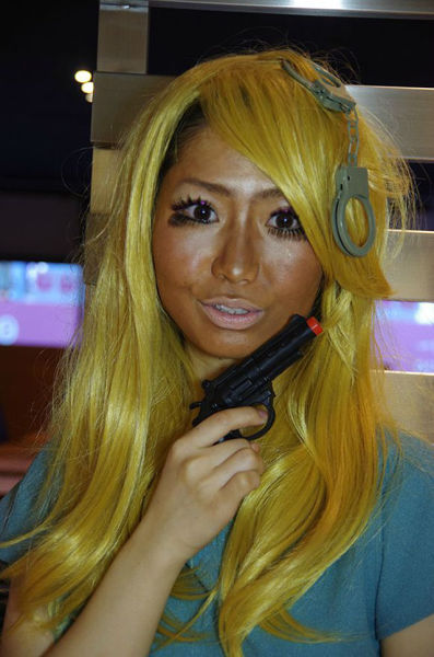 Odd Makeup Makeover Trend in Japan