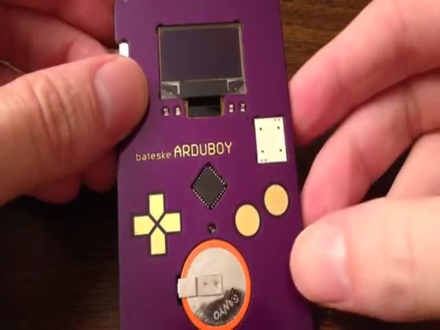 The Ultimate Business Card Can Play Tetris  (VIDEO)