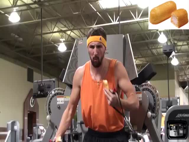 Eating Junk Food at the Gym  (VIDEO)