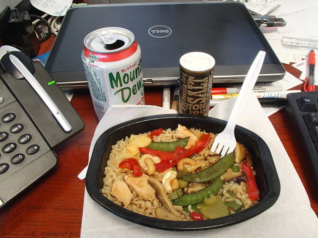 American Office Workers Miserable Lunches