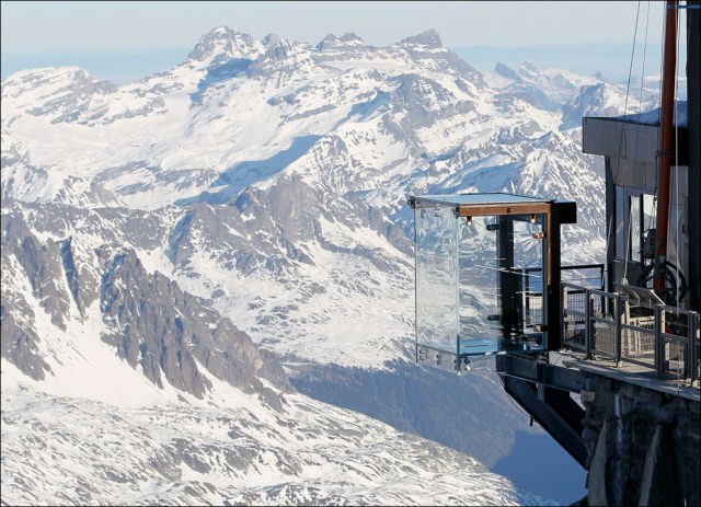 The Most Thrilling Observation Platform in the World