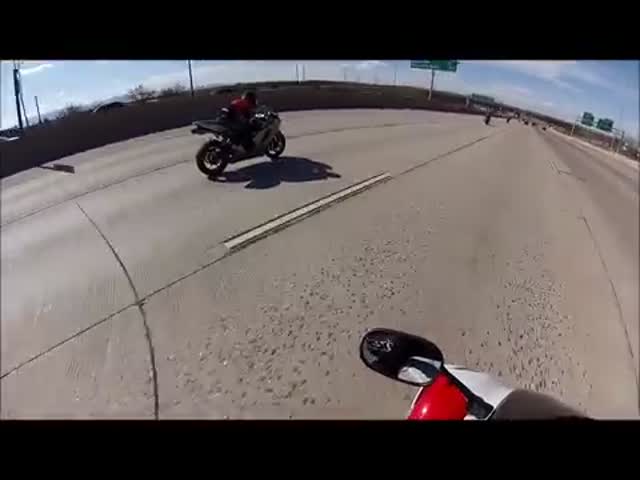 What a Bike Accident Looks like at 140 mph - POV  (VIDEO)