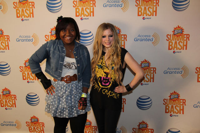 What Meeting Avril Lavigne Is Like Compared to Meeting Other Top Musicians