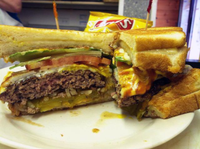 A State-by-state Guide to the USA’s Best Burgers