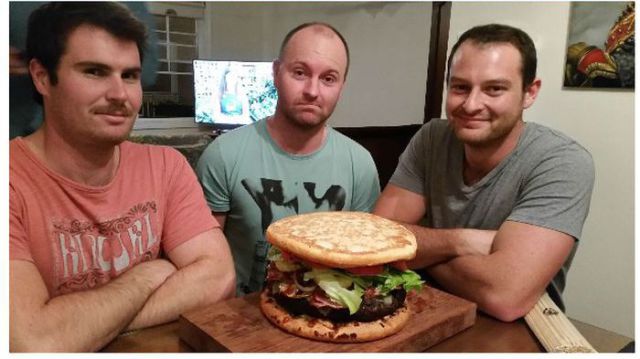 A Killer Gigantic Cheeseburger