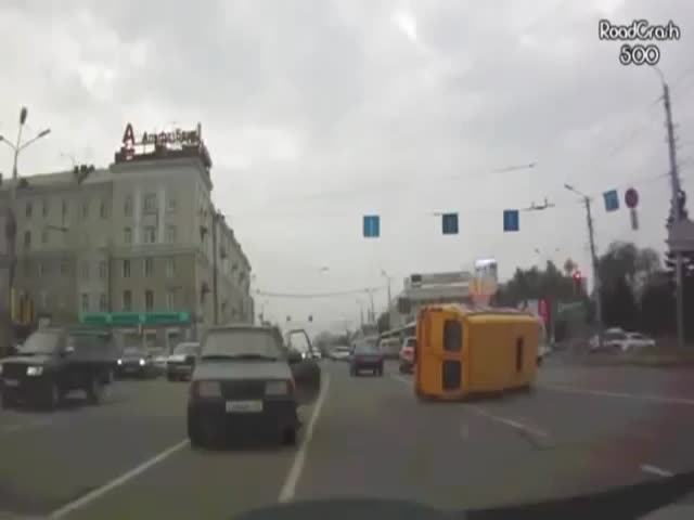Good Deeds on Russian Roads  (VIDEO)