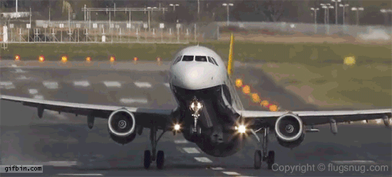 airplane_takeoffs_and_landings_gifs_that_are_terrifying_01.gif