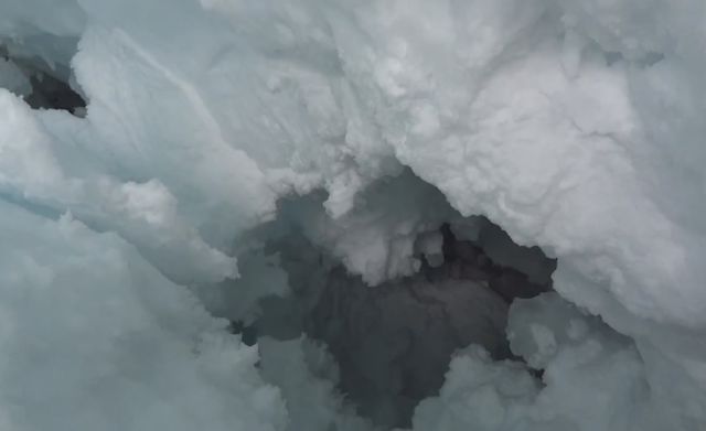 Scientist Falls 70ft into Mountain Crevasse