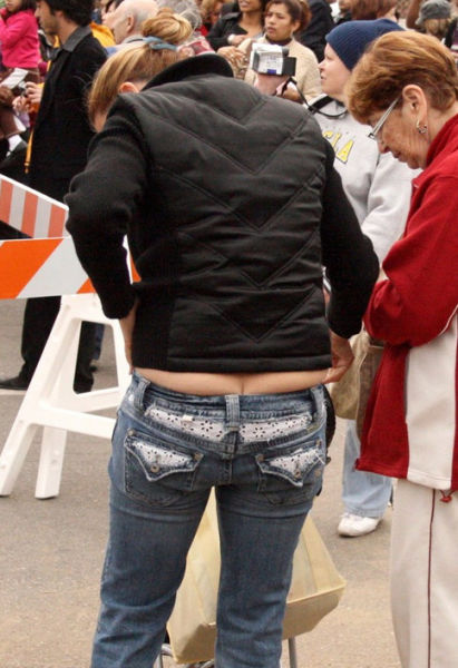 These Ladies Make The Most Of Their Muffin Tops 34 Pics