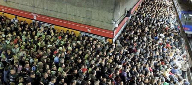 People are Packed Like Sardines in Sao Paulo’s Subway