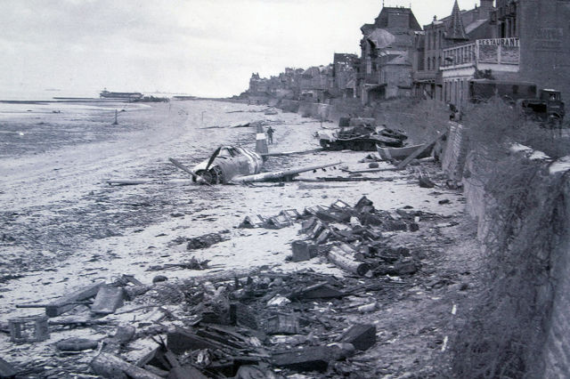 Past vs. Present Pics of Normandy D-Day Landing Sites
