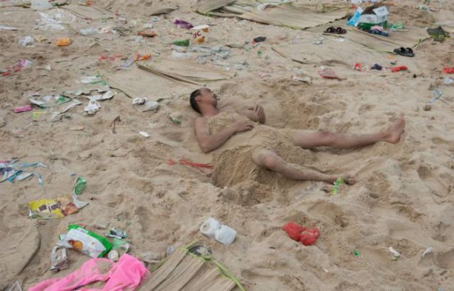 Welcome to the Beach in China