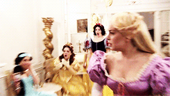 Classic Daily Life Moments Captured in GIFs