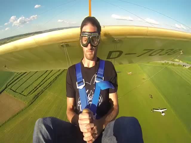 Flying a 1938 Nazi Primary Glider Looks Awesome 