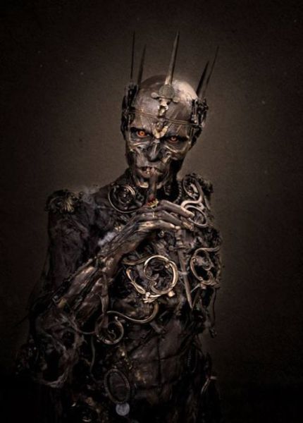 An Amazing Zombie Costume That Is Like Walking Art