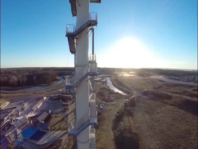 Experience the World’s Tallest Water Slide As If You Were Actually Riding It  (VIDEO)
