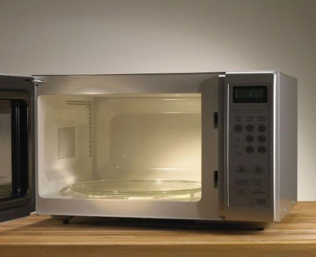 Stuff That Is Not Microwave Friendly