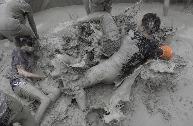 Koreans Get Covered in Dirt at the Annual Mud Festival