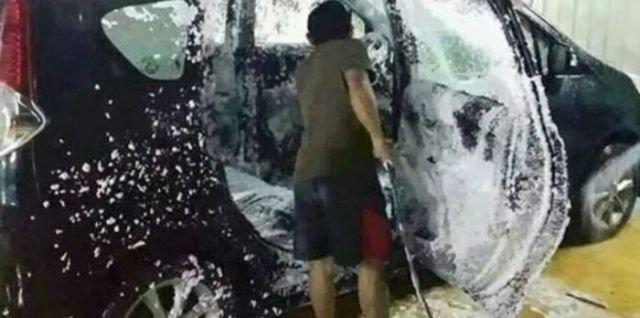 This Dude Gets Car Washing So Wrong