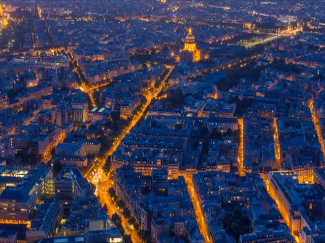 Guy Combined Over 40,000 Pictures He Took in Paris to Make This Beautiful Time Lapse 