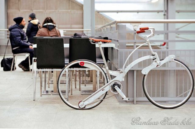 The Innovative Sada Bike Folds Up Like an Umbrella